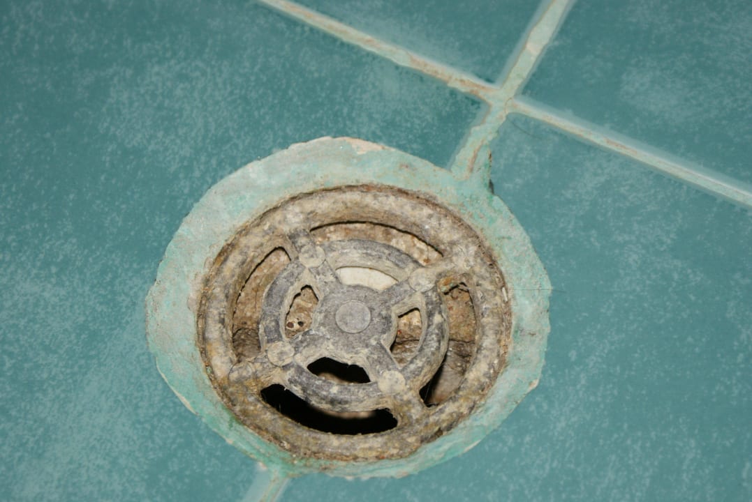 Bardzo czysty odpływ w łazience  Berlin Golden Beach