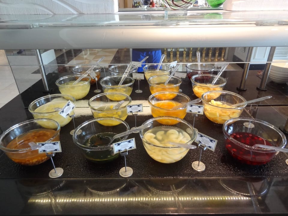 Obst Well Palace Side