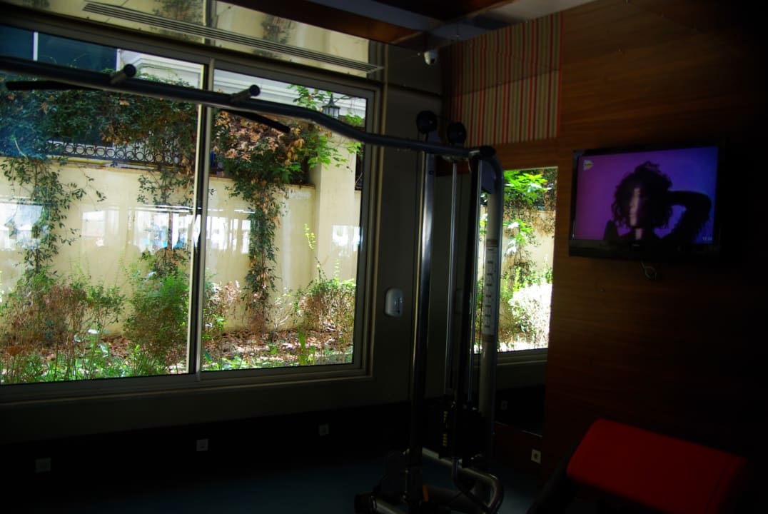 Sonstiges Well Palace Side