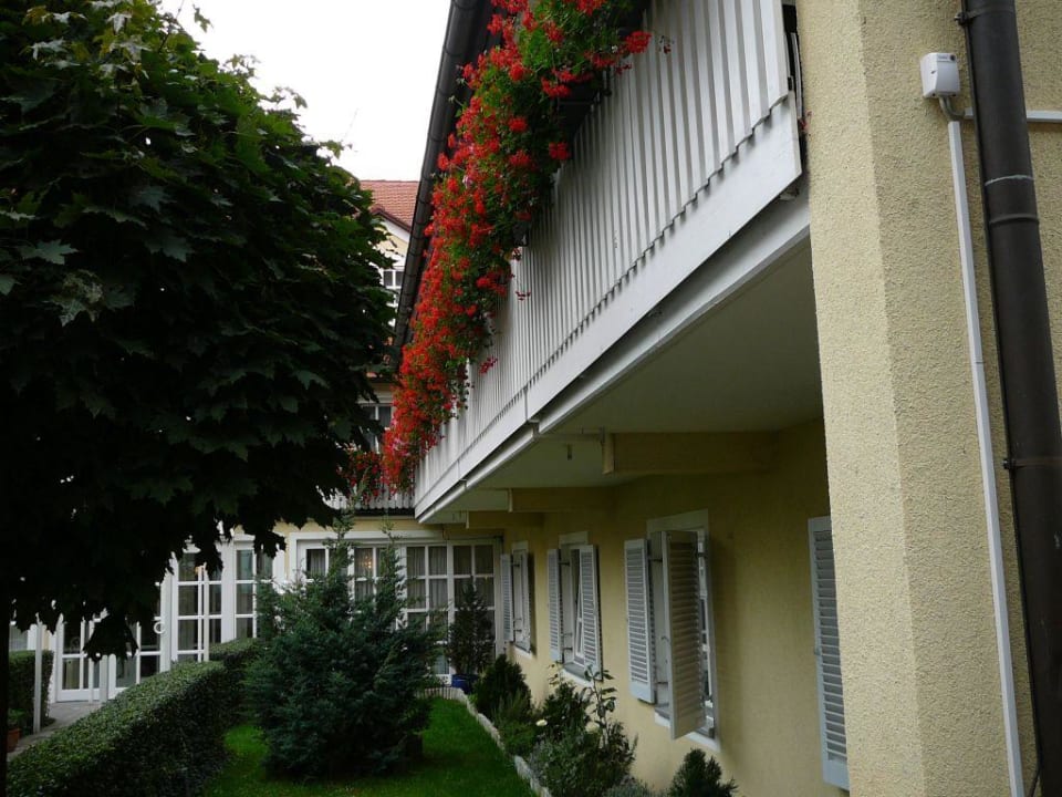 Ansicht vom Innenhof Hotel Arvena Reichsstadt