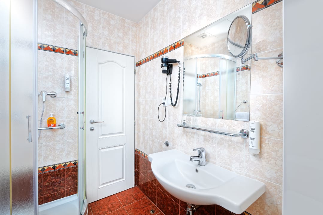 Zimmer Hotel Aura Design & Garden Pool