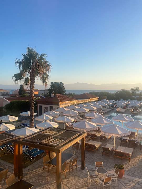 Ausblick Roda Beach Resort & Spa