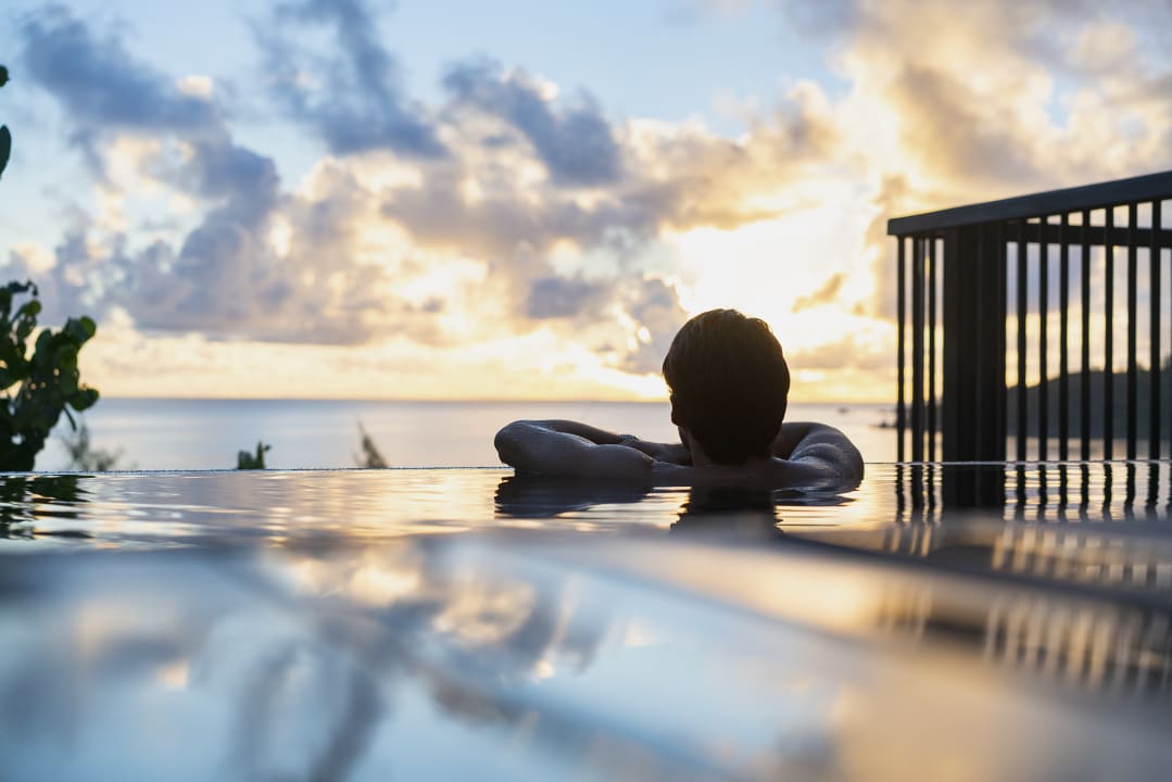 Pool Raffles Seychelles