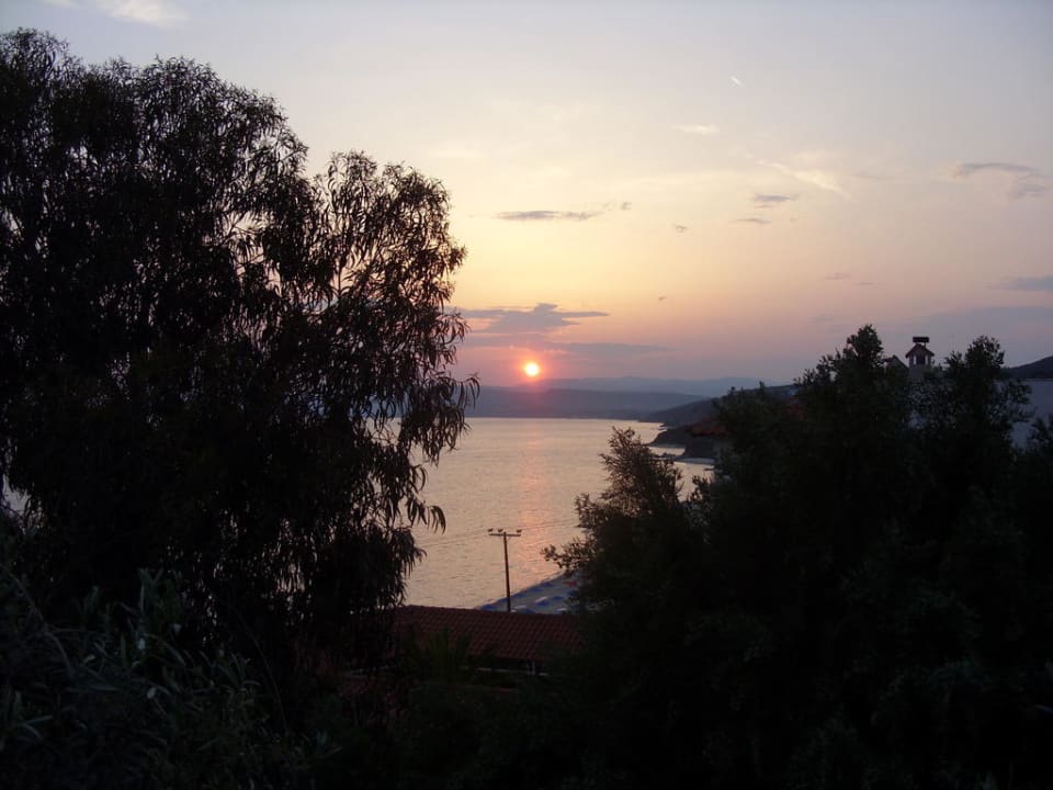 Sonnenuntergang pur Akrathos Beach Hotel