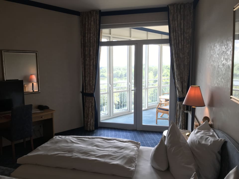 Zimmer PLAZA Premium Schwerin