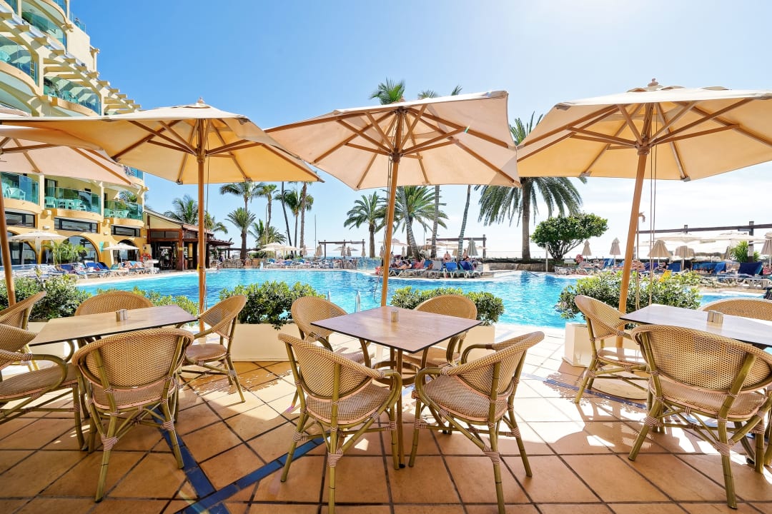 Gastro Bull Dorado Beach & Spa