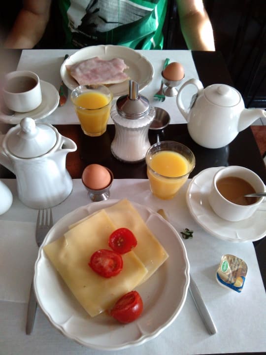 Frühstück mit allem was das Herz begehrt Hotel Mare Sanat