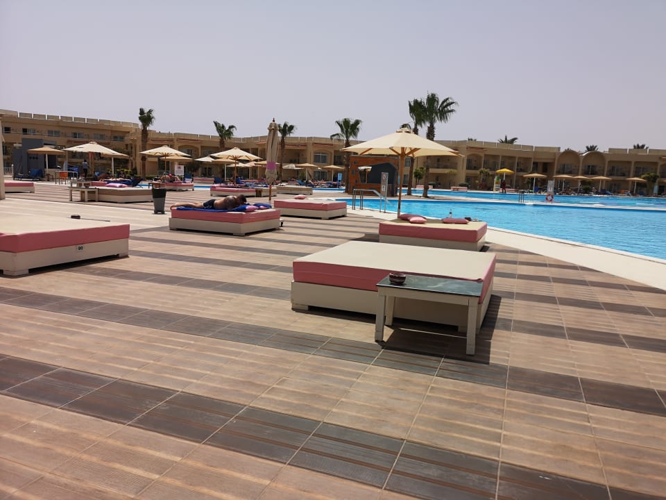 Pool Pickalbatros Royal Moderna Resort-Sharm El Sheikh