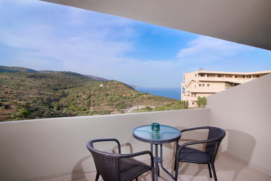 Außenansicht Aeria Hotel