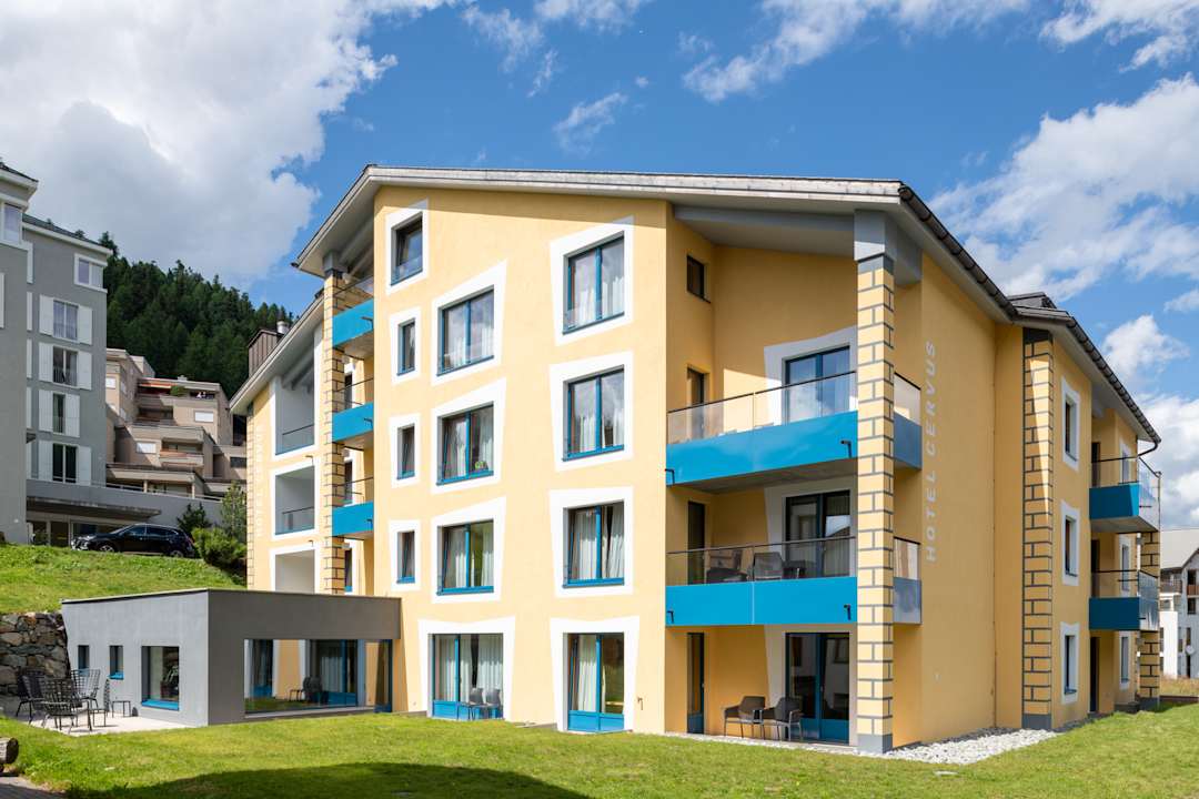 Außenansicht Hotel Cervus