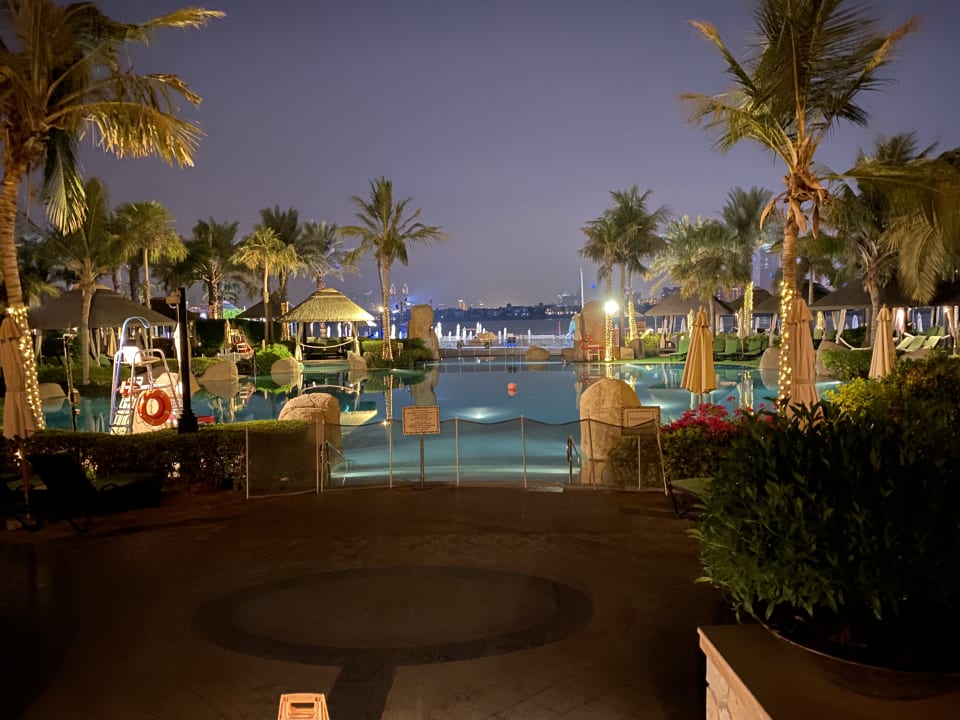 Pool Sofitel Dubai The Palm Resort & Spa