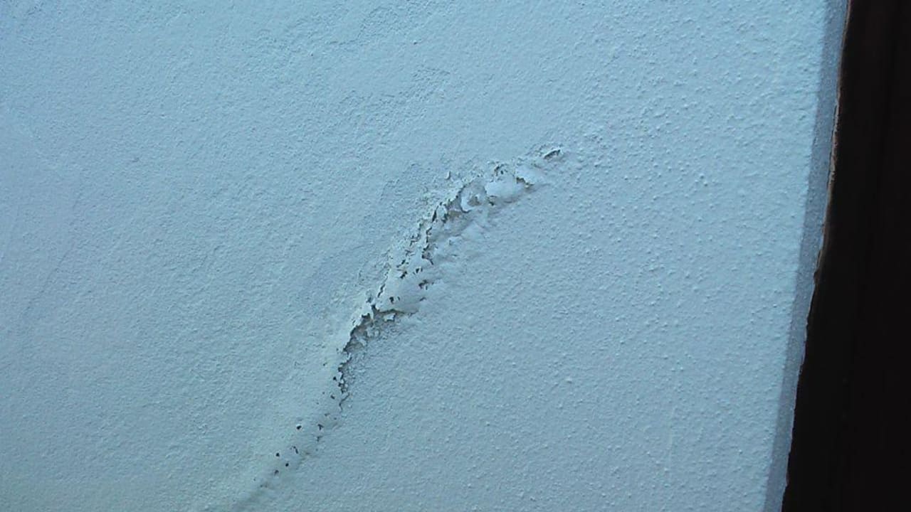 über dem Lichtschalter Hotel Chrousso Village