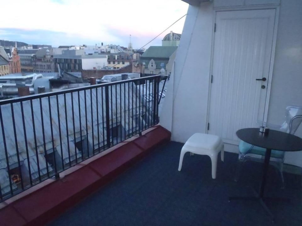 Balkon der Suite - Sicht über die Dächer Thon Hotel Rosenkrantz Oslo