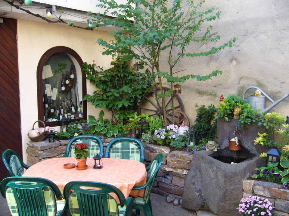 Innenhof Ferienweingut Dax