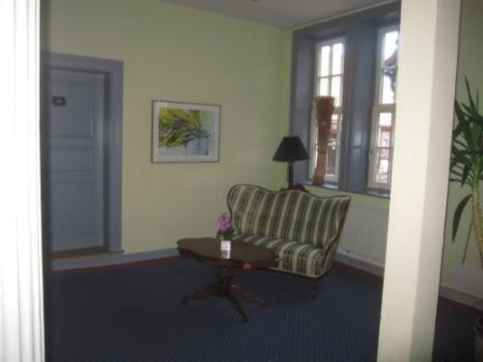 Flur-Arrangement Hotel Goldene Krone