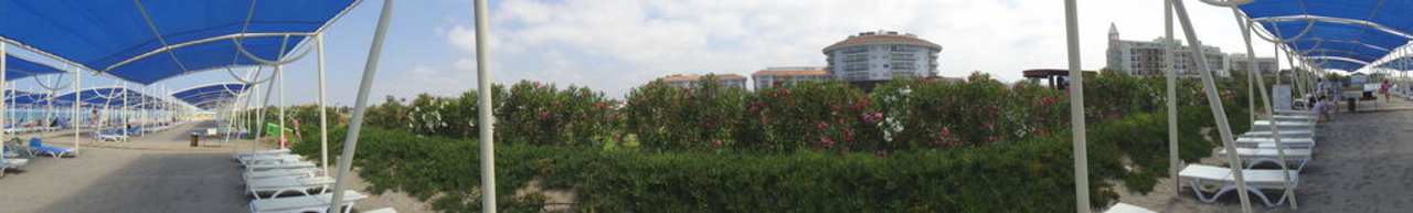 Rundumblick vom Strand Richtung Hotel Seaden Sea World Resort & Spa