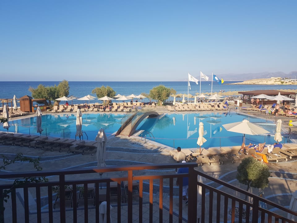 Pool Creta Maris Resort