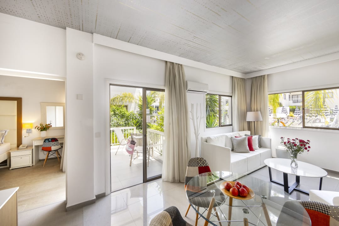 Zimmer King Jason Paphos - Designed for adults