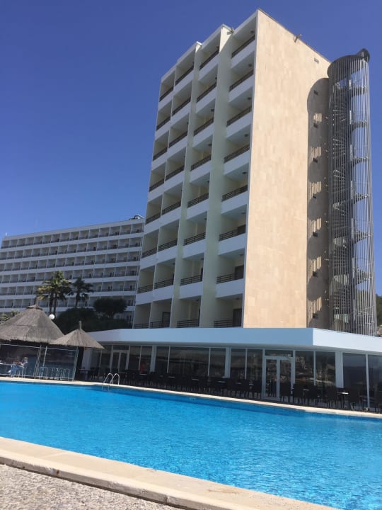 Ansicht vom unteren Pool Hotel Vibra Beverly Playa