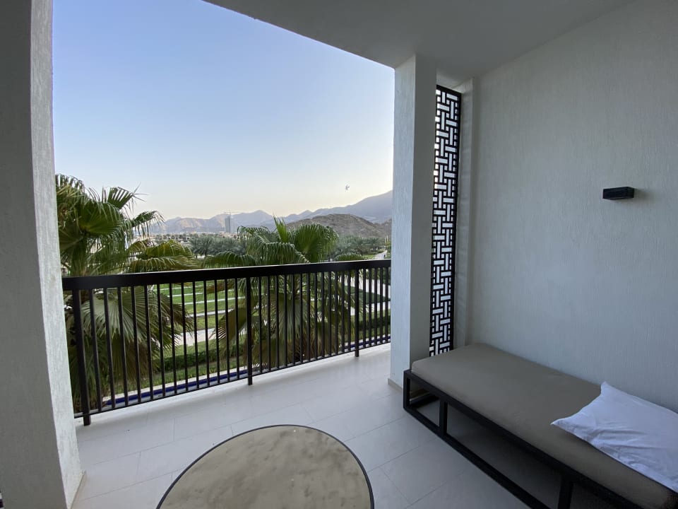 Zimmer InterContinental Fujairah Resort