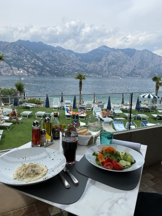 Gastro Hotel Castello Lake Front