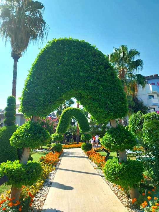 Gartenanlage Grand Seker Hotel