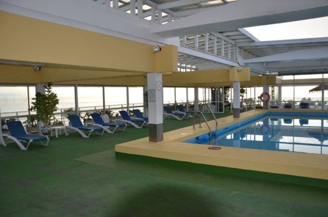 Pool der Dachterrasse BLUESEA Gran Cervantes