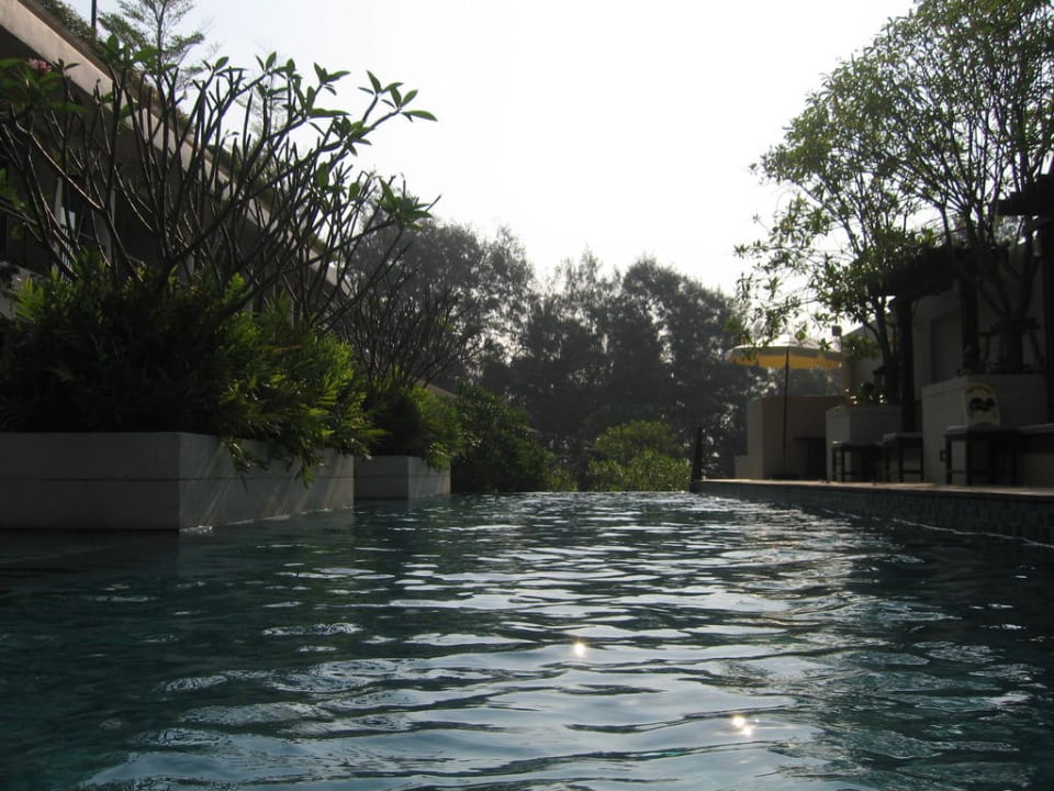 Pool auf 2. Ebene Hotel Tara Mantra Cha Am