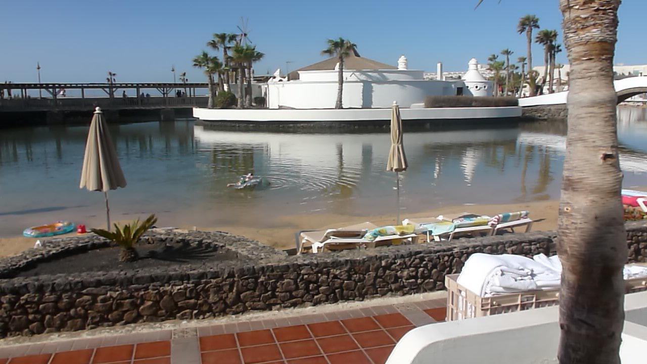 Blick von unserer Terrasse Hotel Sands Beach Resort