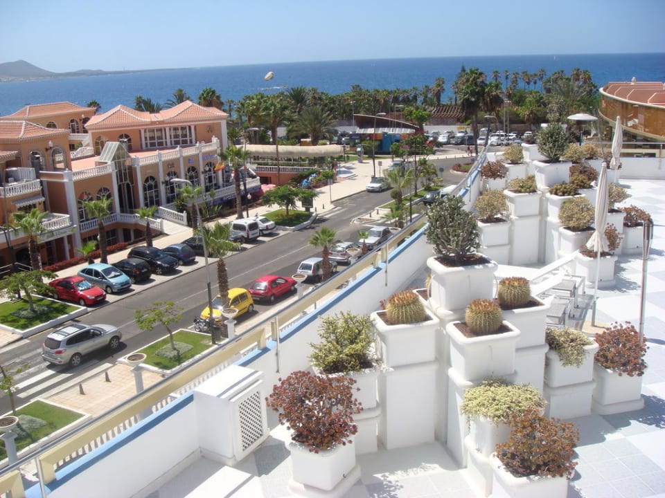 "Chillout" im 4.Stock Blick Richtung Meer Mediterranean Palace Hotel