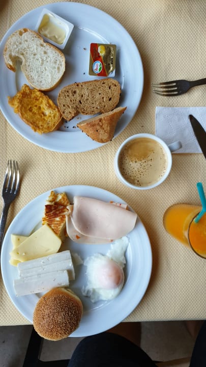 Gastro Can Garden Resort