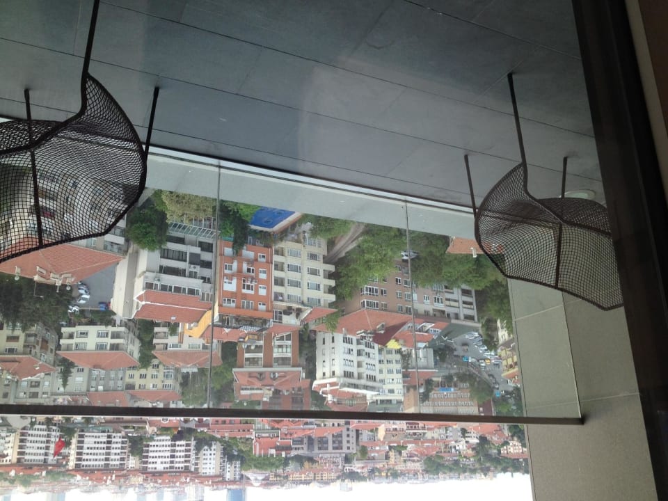 Blick auf den Balkon Hotel Le Meridien Istanbul Etiler