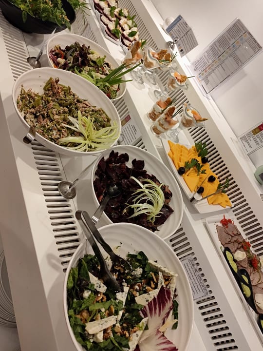 Gastro Anissa Beach & Village