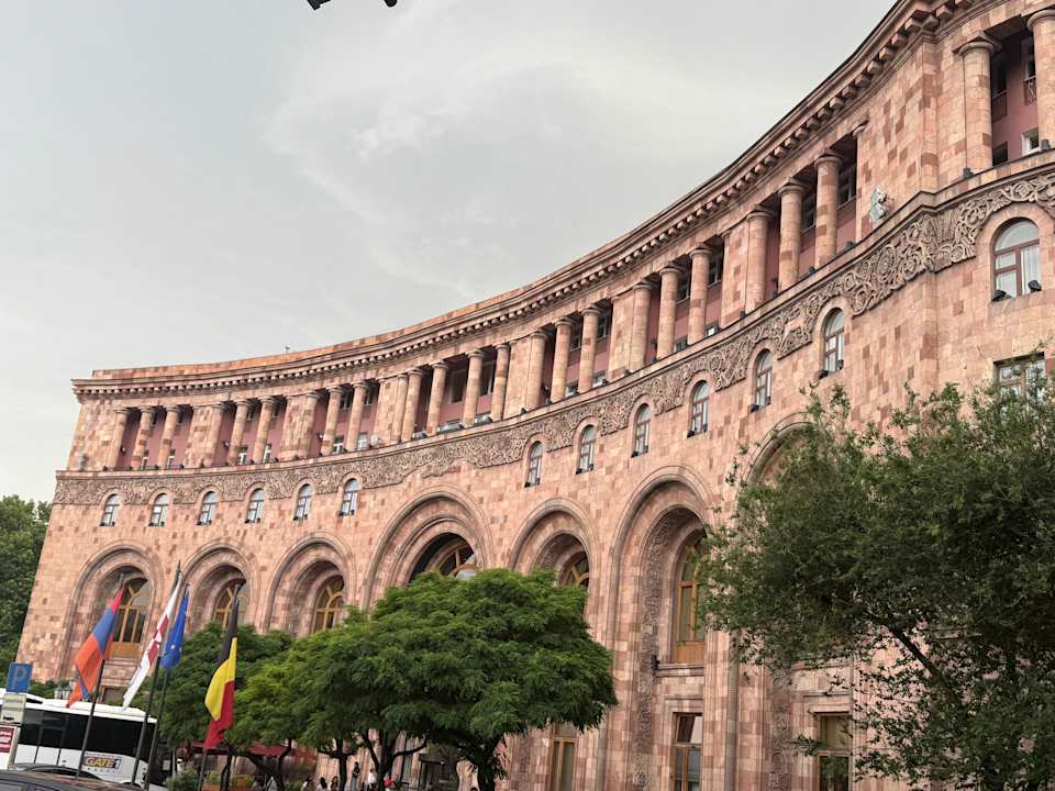 Außenansicht Armenia Marriott Hotel