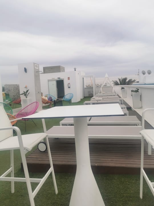Ausblick Bristol Sunset Beach - Holiday Apartments
