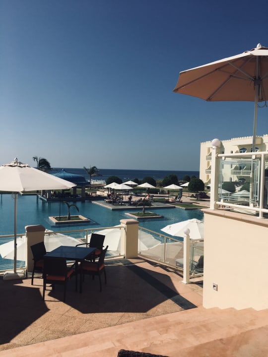 Pool Wyndham Garden Salalah Mirbat