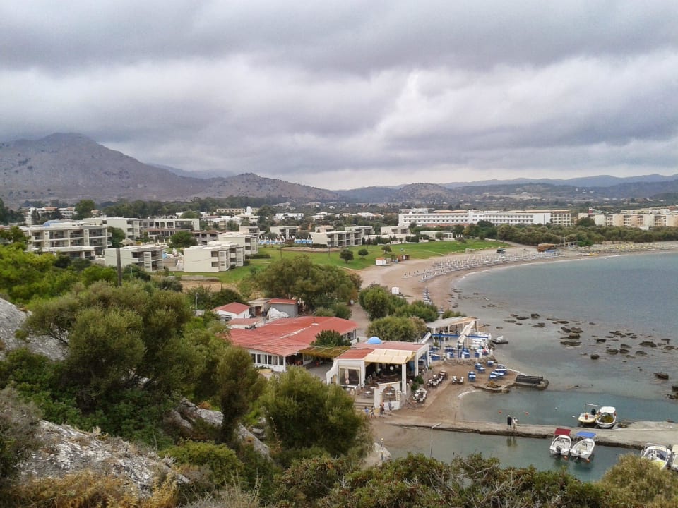Vom Berg aufgenommen SENTIDO Port Royal Villas & Spa
