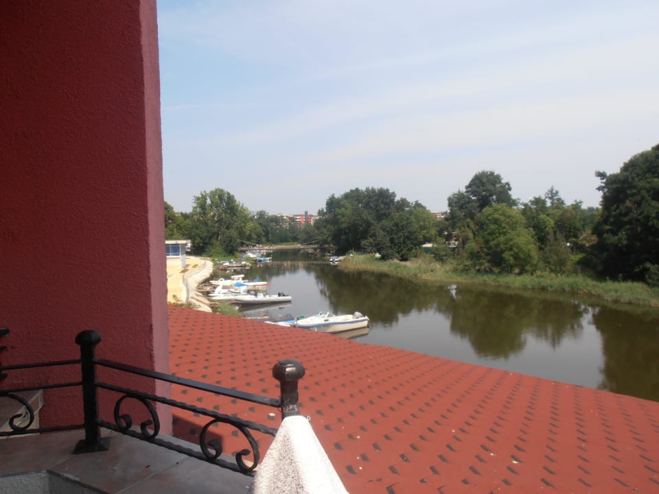 Balkon z widokiem na mostek Hotel Perla Sun Park