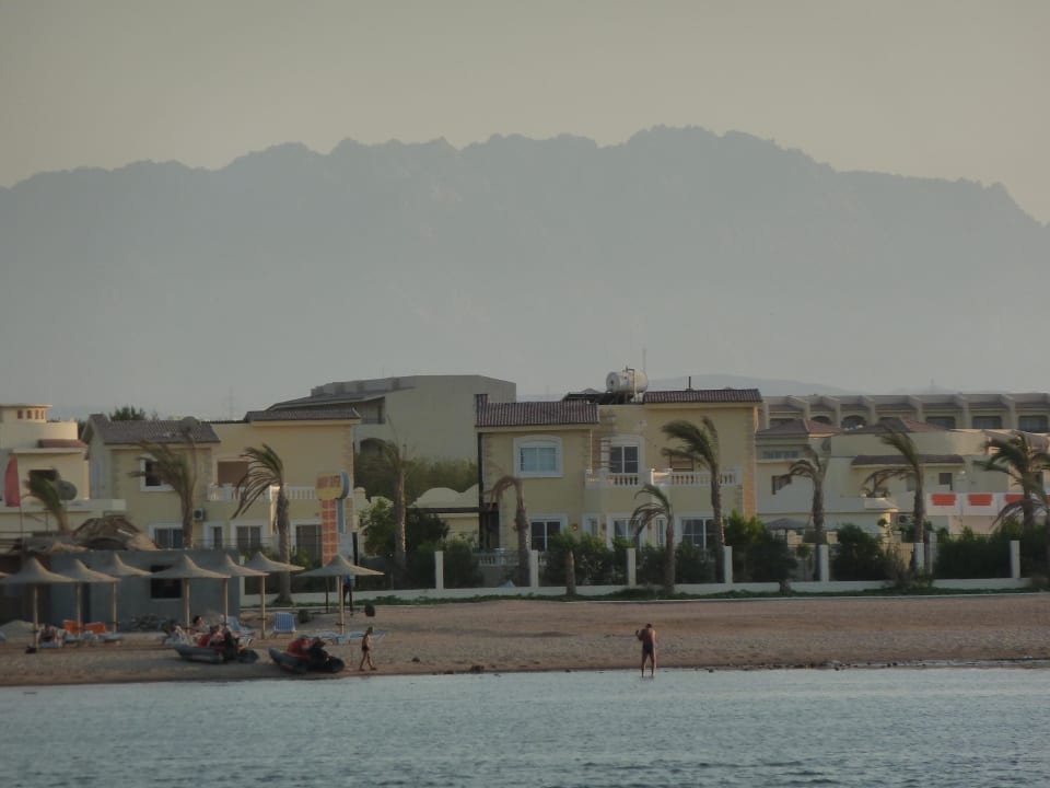 Ausblick vom Steg auf den Strand Stella Beach Resort & Spa Makadi Bay