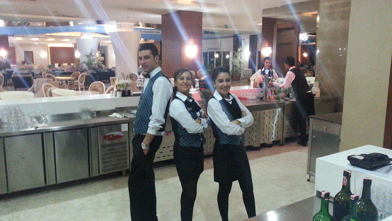 Tolles Barteam Adalya Ocean Deluxe