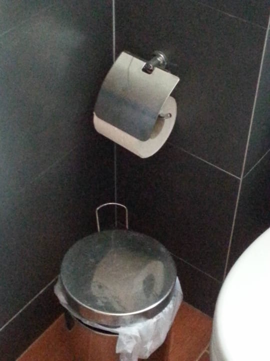 Dreckiges WC All Senses Nautica Blue Exclusive Resort & Spa