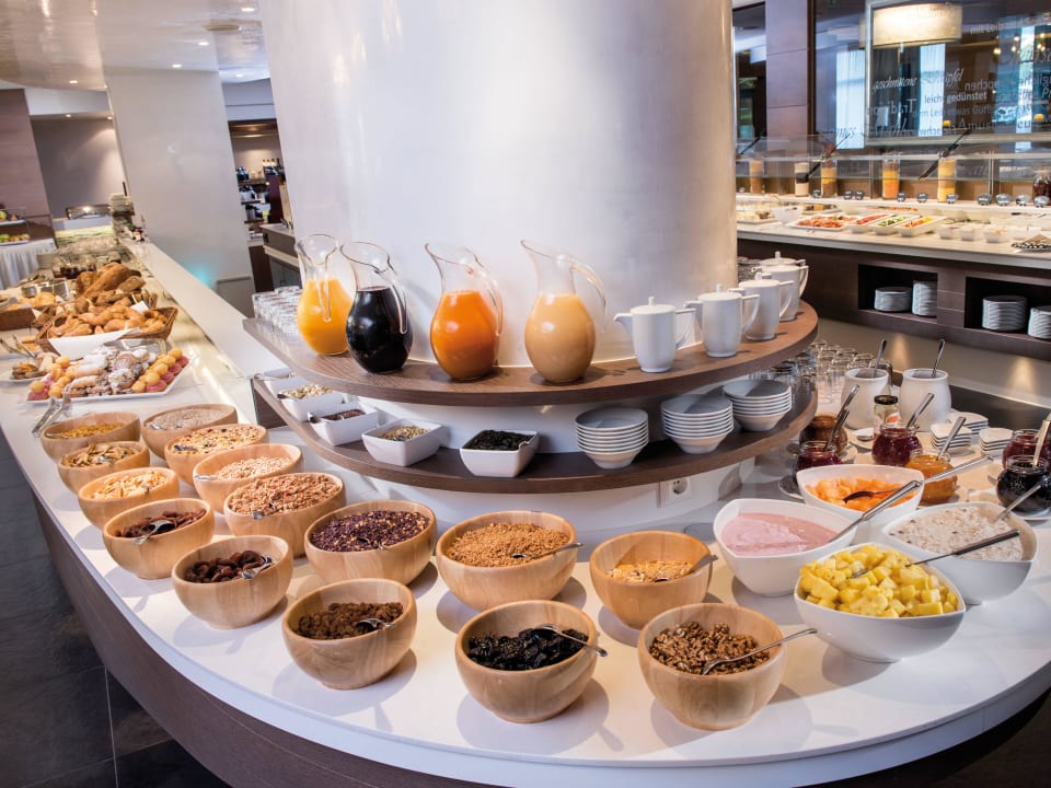 Frühstücksbuffet aja Fürstenhaus am Achensee