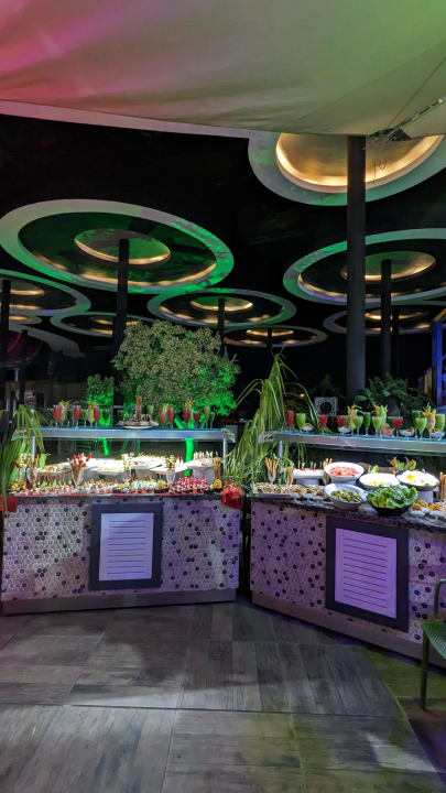 Gastro Dream World Palace Hotel
