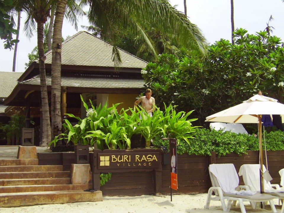 Zugang vom Strand Buri Rasa Village Samui Adults Only Resort