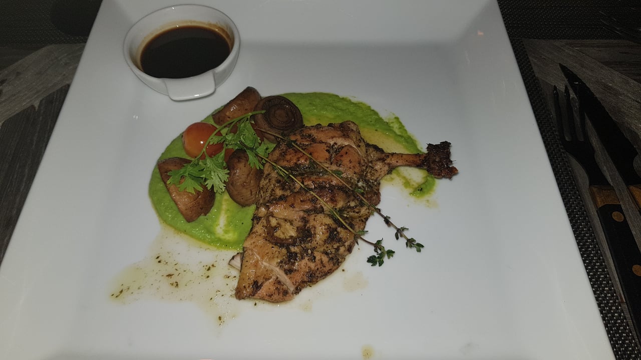Gastro Kuredu Island Resort & Spa