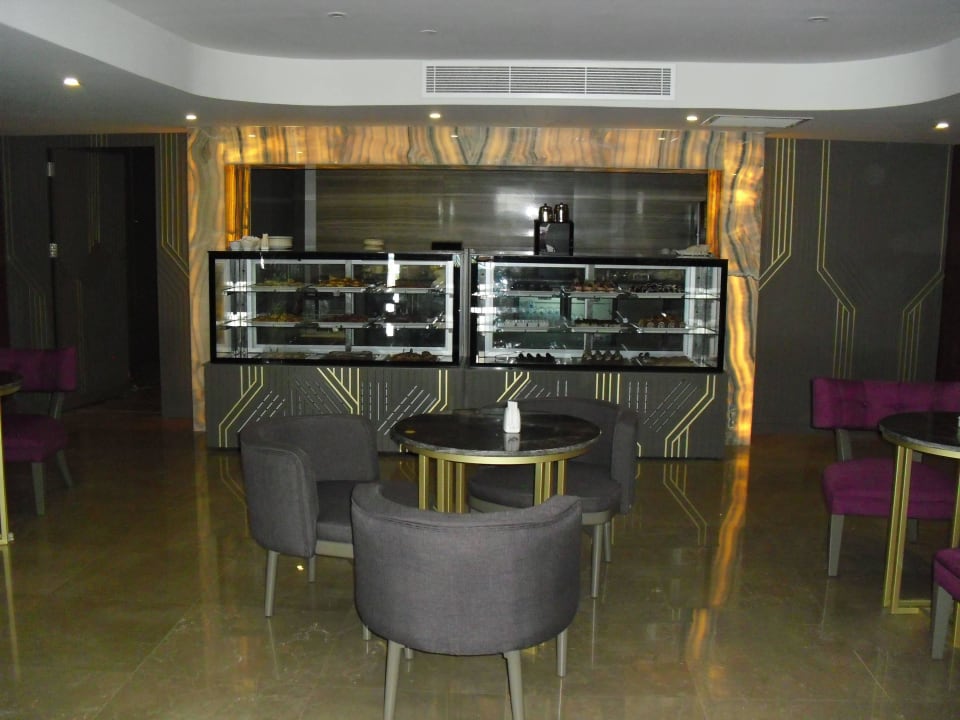 Patisserie Side Star Elegance