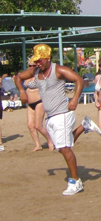 Zumba am Strand mit Billy Iz Flower Side Beach Hotel