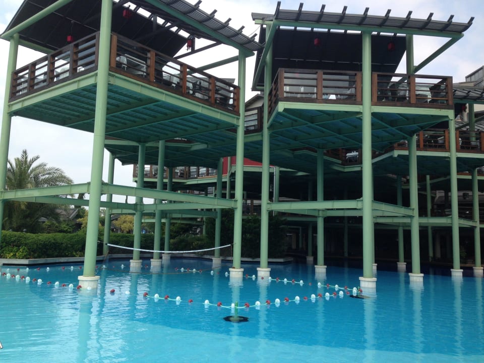 Blick zum Hauptrestaurant Limak Lara Deluxe Hotel & Resort