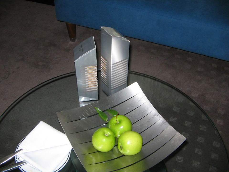 Emirates Towers Hotel - Zimmer Hotel Jumeirah Emirates Towers