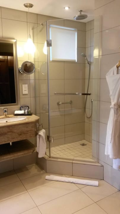 Dusche Zimmer 122 Sands Suites Resort & Spa